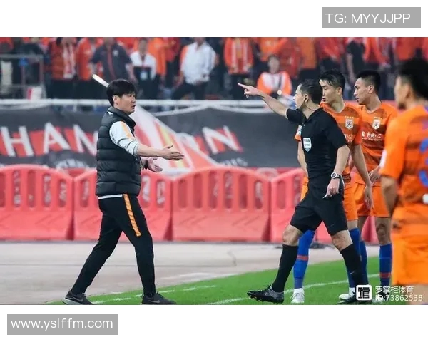 南京篮球队与深圳篮球队赛后复盘分析团队配合与战术执行的关键要素 南京篮球队与深圳篮球队赛后复盘分析团队配合与战术执行的关键要素