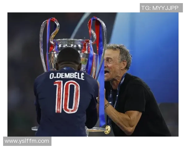 带火的足球明星如何点燃全球热情与商业价值的双重盛宴