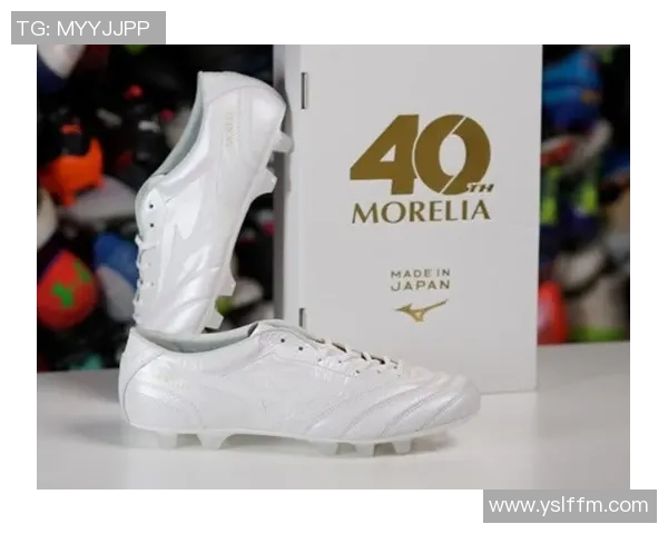 足球明星每场比赛穿鞋的秘密与选择背后的故事揭秘 足球明星每场比赛穿鞋的秘密与选择背后的故事揭秘